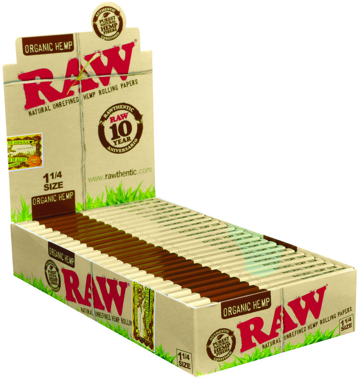 RAW ORGANIC ROLLING PAPERS 1 1/4 PACK OF 24